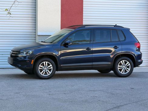 Used 2015 Volkswagen Tiguan S image 13