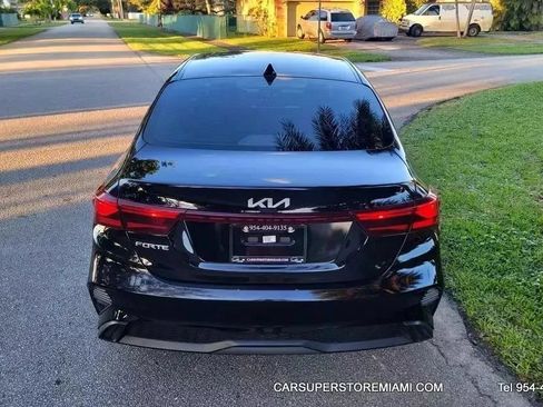 Used 2024 Kia Forte LXS FWD image 16
