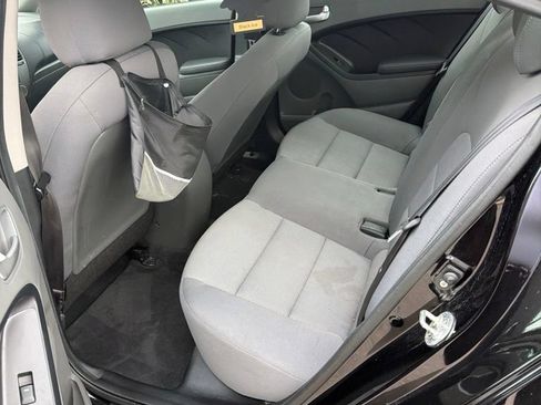Used 2018 Kia Forte LX FWD image 4