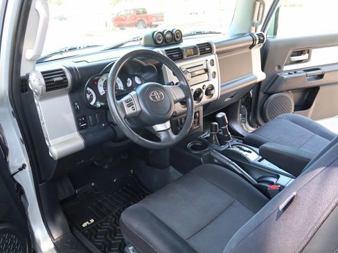 Used 2007 Toyota FJ Cruiser 4WD image 23