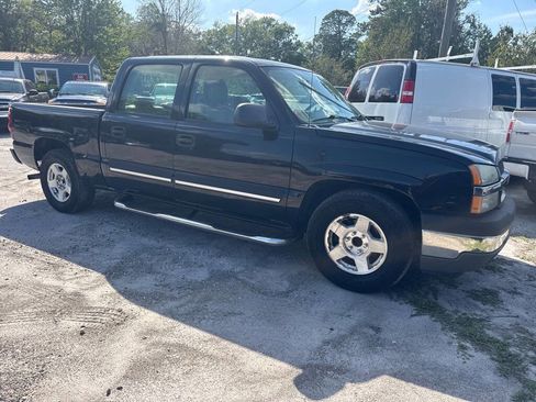 Used 2005 Chevrolet Silverado 1500 LS w/ Light Duty Power Package RWD image 3