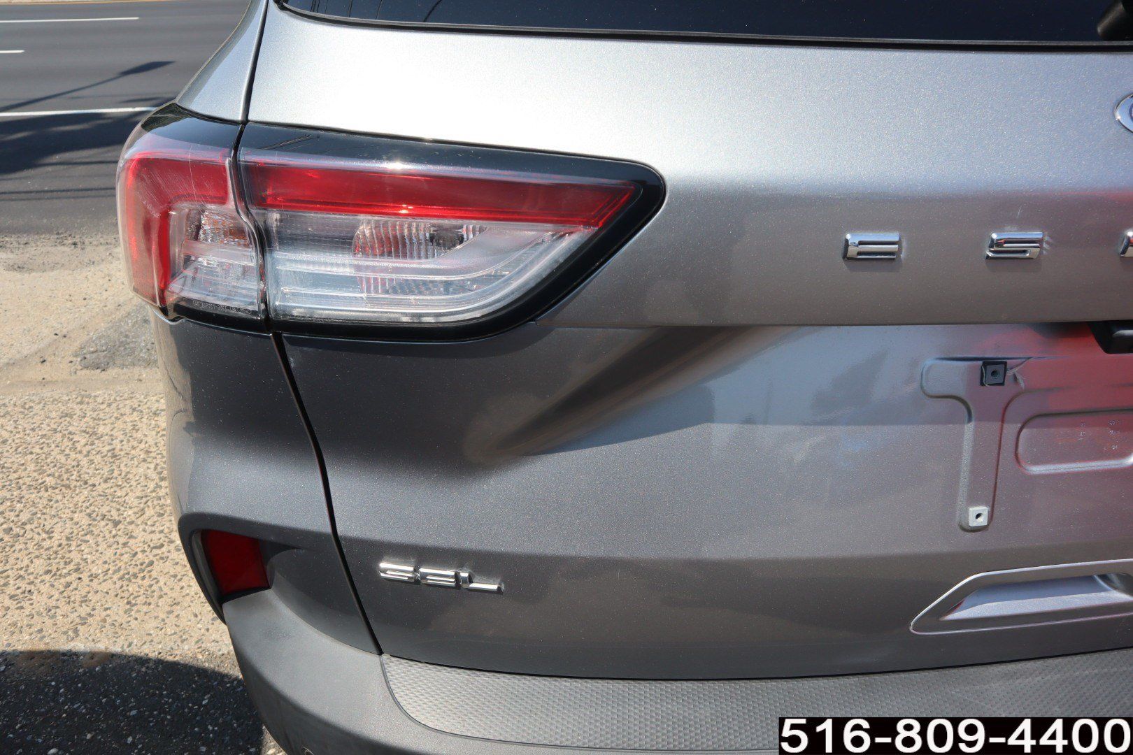 Used 2022 Ford Escape SEL w/ Technology Package FWD image 29