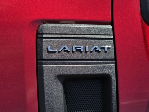 Used 2025 Ford Maverick Lariat w/ 4K Tow Package image 30