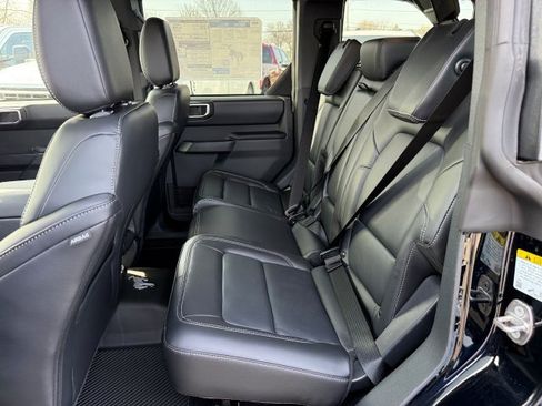 New 2026 Ford Bronco Outer Banks AWD/4WD image 16