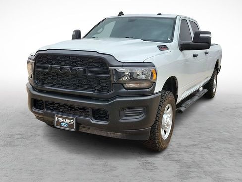 Used 2024 RAM 2500 Tradesman AWD/4WD image 4