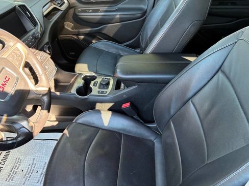 Used 2018 GMC Terrain Denali w/ Advanced Safety Package image 5