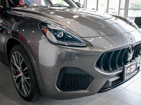 Used 2023 Maserati Grecale Modena AWD/4WD image 11