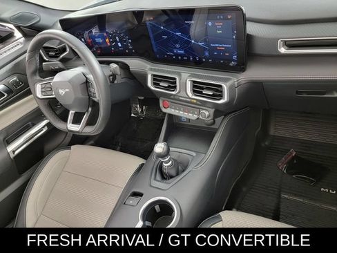 Used 2025 Ford Mustang GT Premium RWD image 31