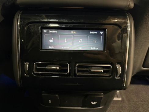 Used 2020 Lincoln Aviator Grand Touring w/ Elements Package Plus AWD/4WD image 28