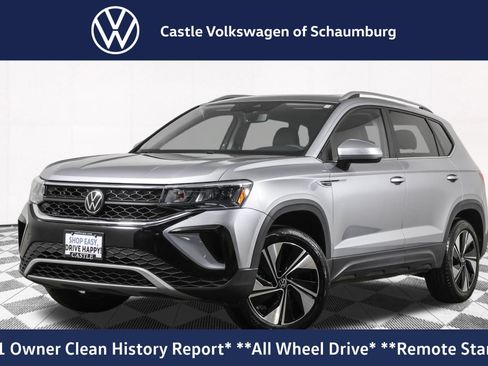 Used 2024 Volkswagen Taos SE AWD/4WD image 1