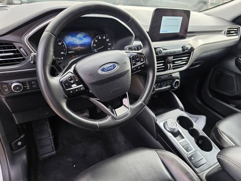 Used 2022 Ford Escape SEL AWD/4WD image 4