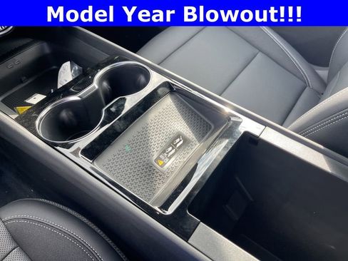New 2024 Chevrolet Blazer EV LT AWD/4WD image 29