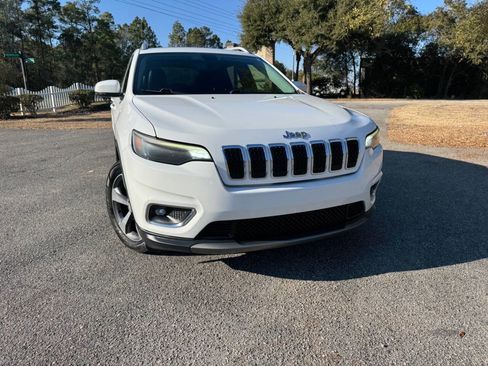 Used 2019 Jeep Cherokee Limited image 41