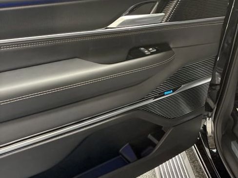 Used 2026 Jeep Grand Wagoneer Summit image 28