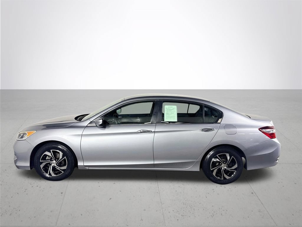 Used 2016 Honda Accord LX image 9