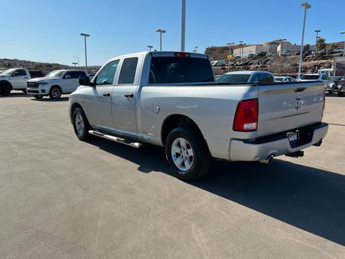 Used 2017 RAM 1500 Express image 3