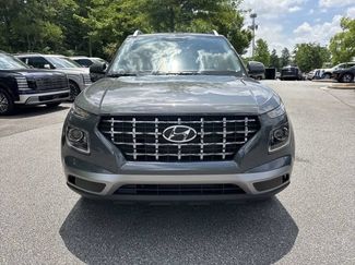 New 2026 Hyundai Venue SEL FWD video 2