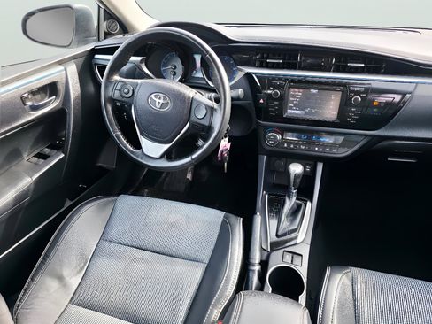 Used 2014 Toyota Corolla S image 16