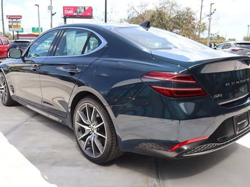 Used 2023 Genesis G70 2.0T image 6