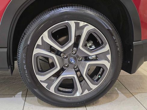 Used 2024 Subaru Ascent Touring AWD/4WD image 8