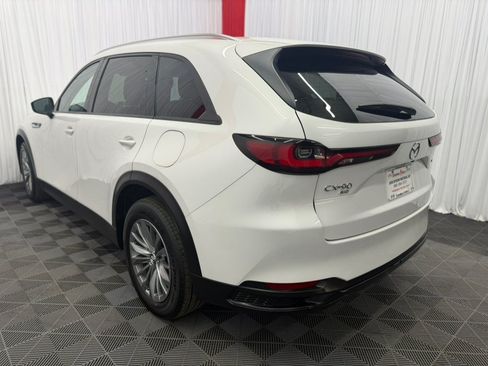 Used 2024 MAZDA CX-90 Plug-In Hybrid w/ Preferred AWD/4WD image 4
