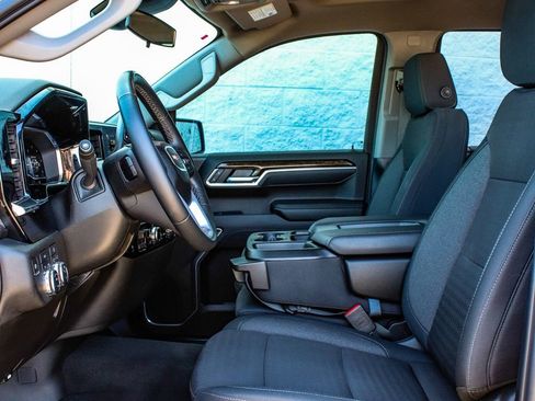 Used 2025 GMC Sierra 1500 Elevation AWD/4WD image 30