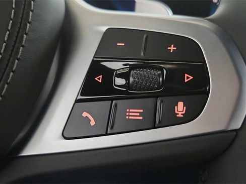 New 2026 BMW X5 xDrive50e w/ M Sport Package image 28