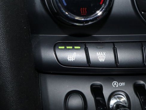 Used 2015 MINI Cooper 2-Door Hardtop image 3