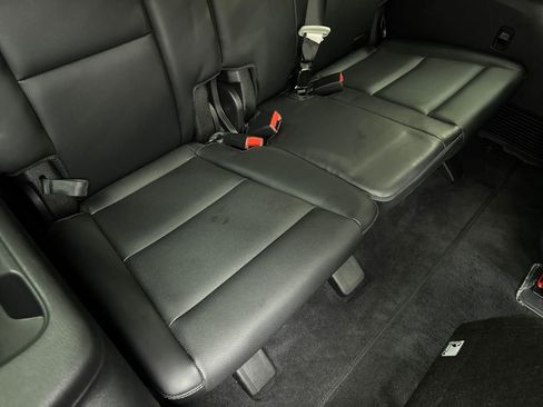 Used 2024 Kia Telluride S w/ S Sunroof Package FWD image 40