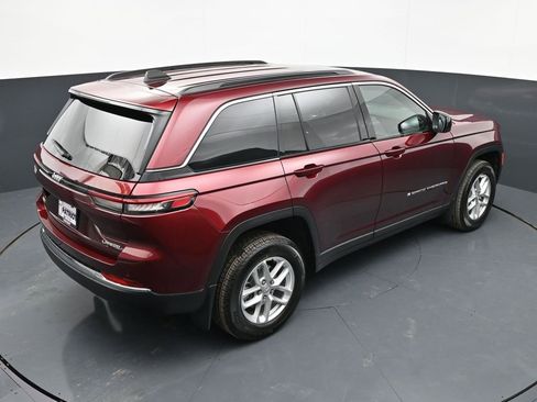 New 2026 Jeep Grand Cherokee Laredo X AWD/4WD image 30