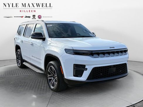 New 2026 Jeep Grand Wagoneer 4WD image 2