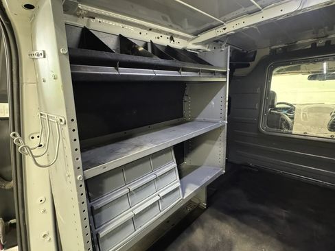 Used 2016 Ford Transit Connect XL FWD image 29