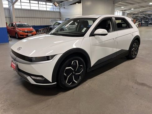 Used 2024 Hyundai Ioniq 5 SEL image 7