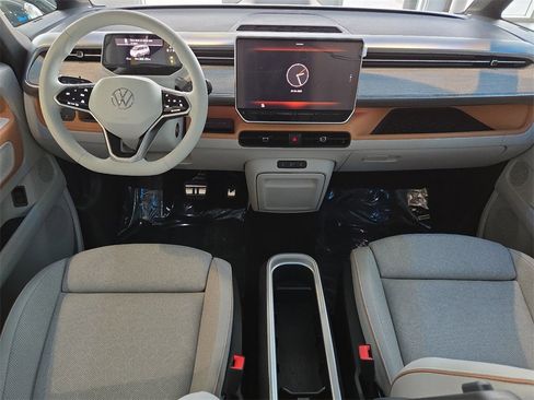 New 2025 Volkswagen ID. Buzz 1st Edition image 11