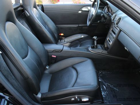 Used 2006 Porsche Boxster RWD image 26