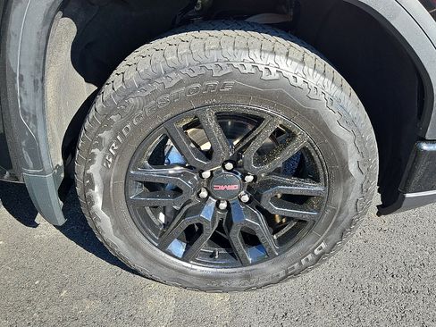 Certified 2023 GMC Sierra 1500 Elevation w/ LPO, Elevation Black Package AWD/4WD image 8