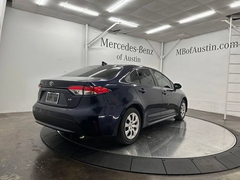 Used 2022 Toyota Corolla LE FWD image 7