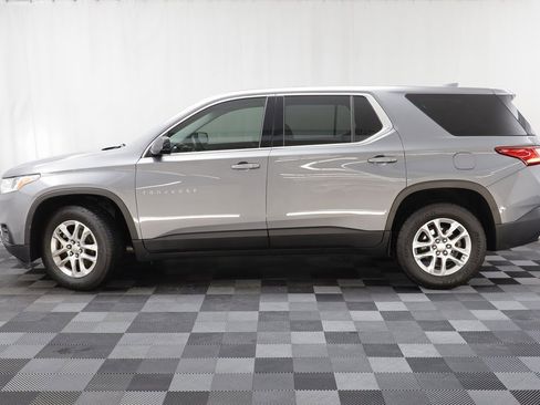 Used 2019 Chevrolet Traverse LS image 4