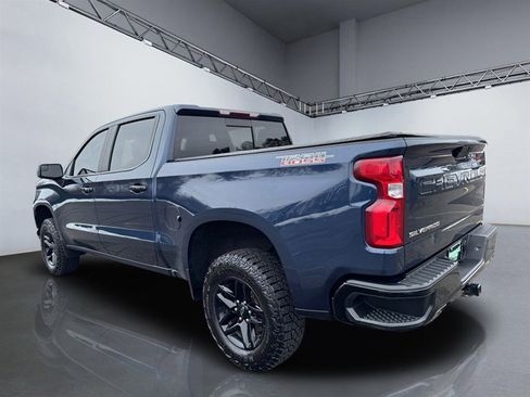 Used 2021 Chevrolet Silverado 1500 LT Trail Boss w/ Convenience Package II image 5
