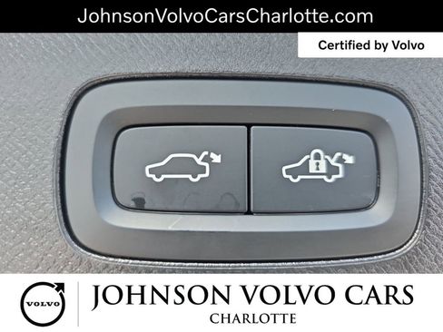 Certified 2025 Volvo XC90 B5 Core image 15