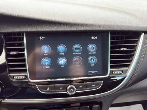 Used 2021 Buick Encore Preferred AWD/4WD image 15