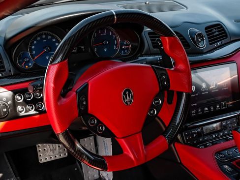 Used 2018 Maserati GranTurismo Sport RWD image 17