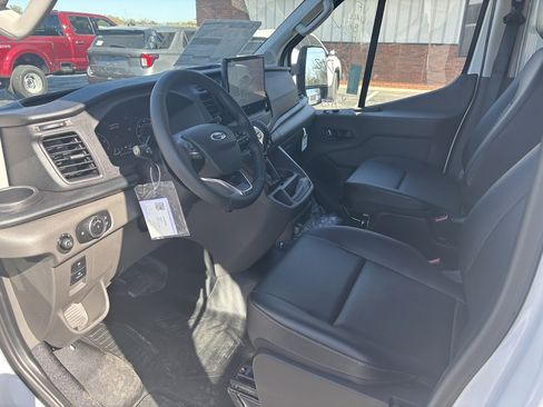 New 2025 Ford Transit 250 Base image 7