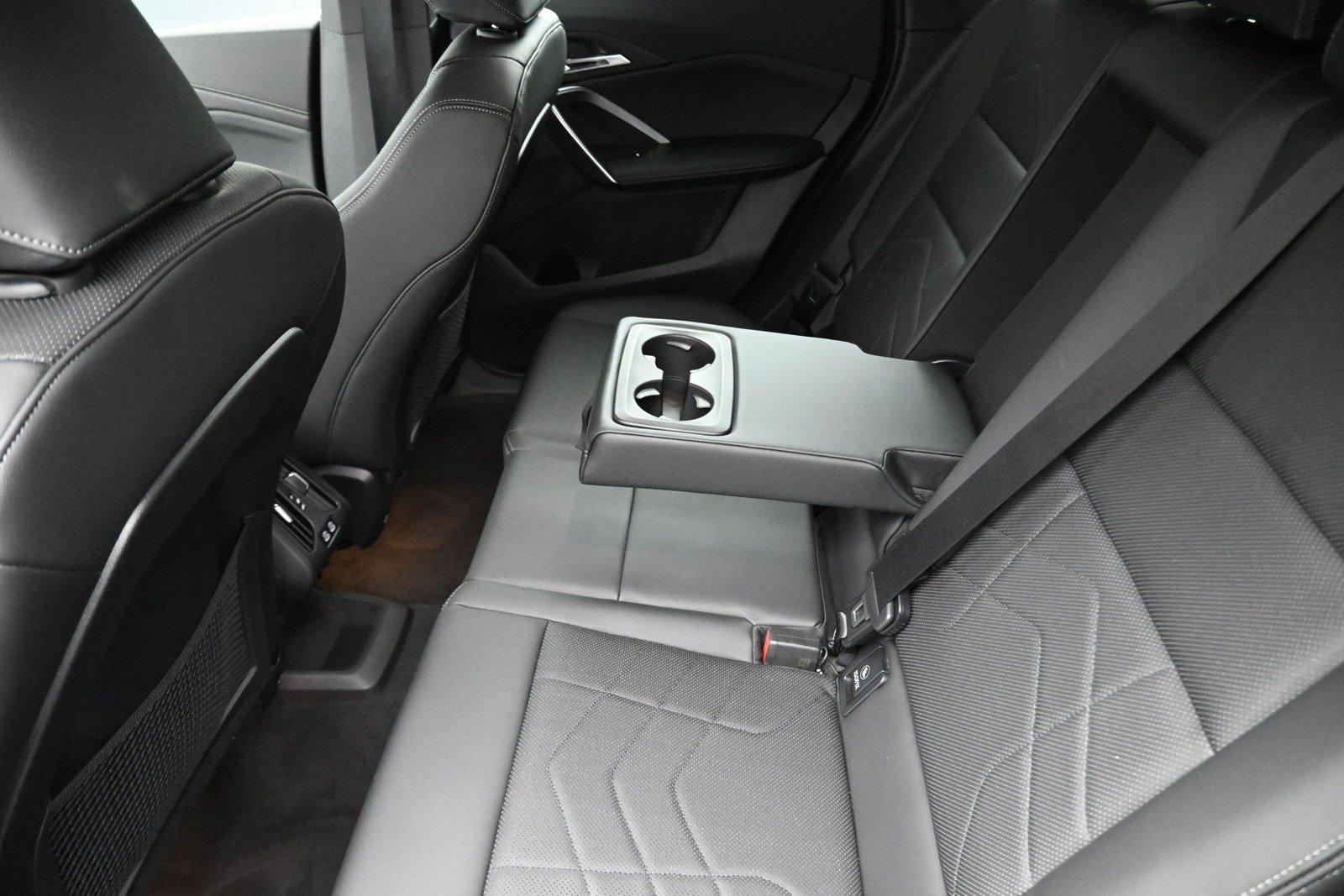 Used 2024 BMW X1 xDrive28i AWD/4WD image 18
