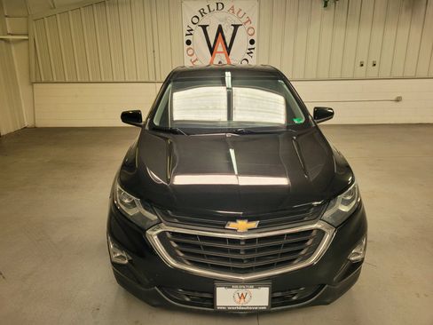 Used 2018 Chevrolet Equinox LT FWD image 12
