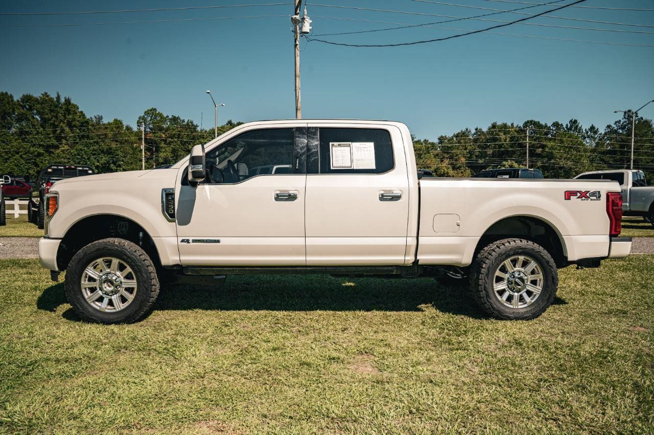 Used 2019 Ford F250 Limited w/ FX4 Off-Road Package AWD/4WD image 3
