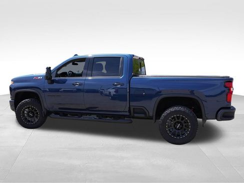 Certified 2022 Chevrolet Silverado 3500 LTZ w/ LTZ Plus Package AWD/4WD image 9