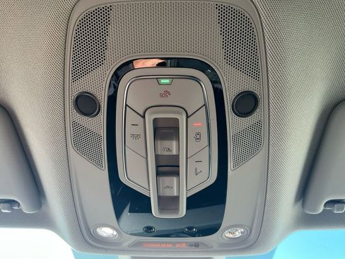 Used 2022 Audi Q5 2.0T Premium w/ Convenience Package image 25