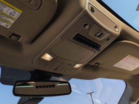 Used 2019 Ford F250 Lariat w/ Lariat Ultimate Package AWD/4WD image 27