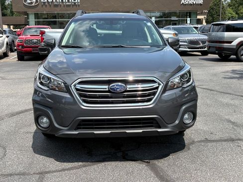 Used 2019 Subaru Outback 2.5i Premium w/ Popular Package #2 AWD/4WD image 2